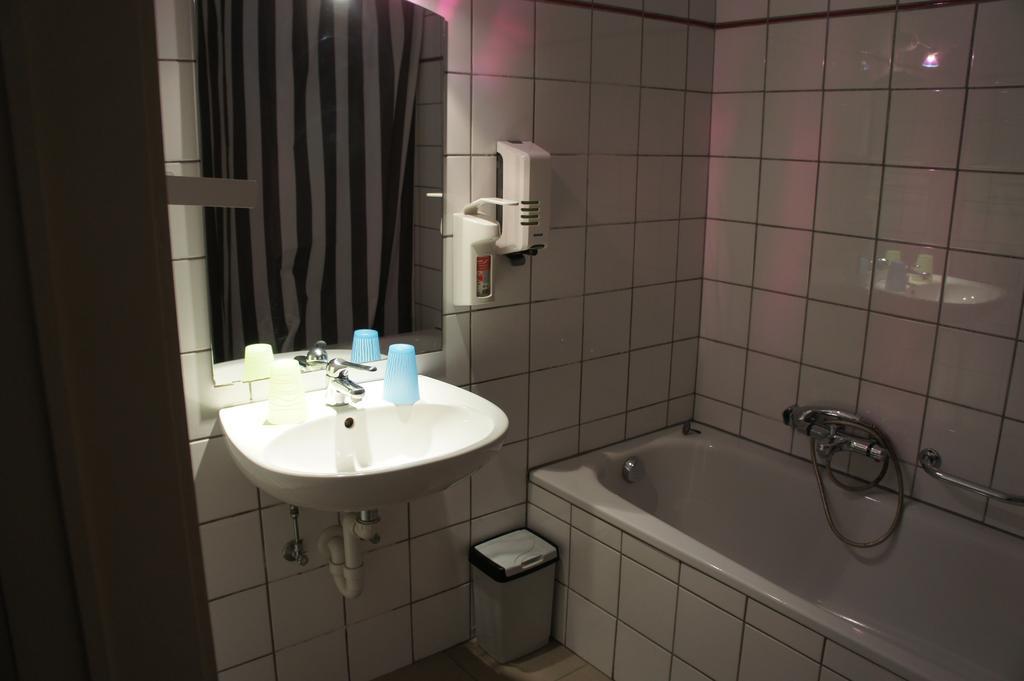 Alsput Hotel Halle  Room photo